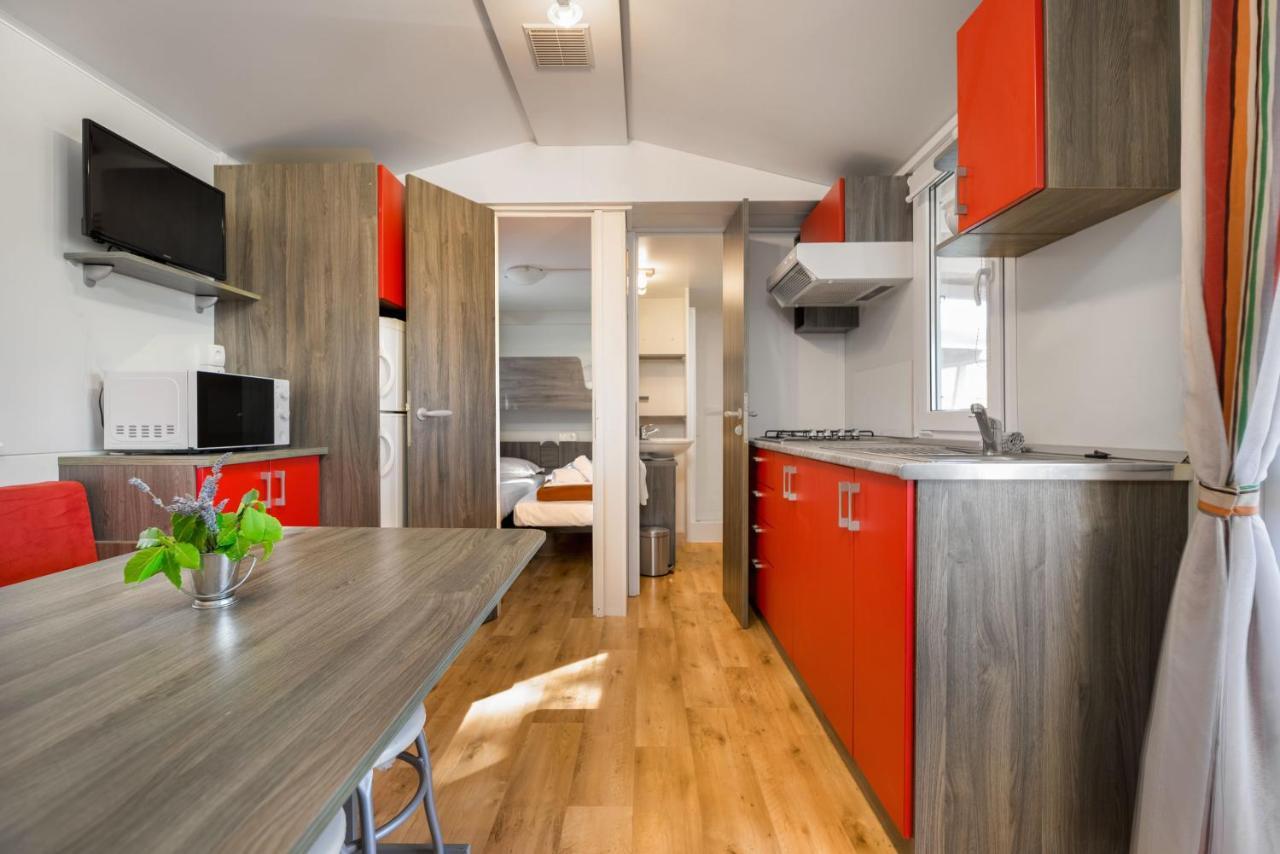 Kamp Vira Mobile Homes Хвар Экстерьер фото